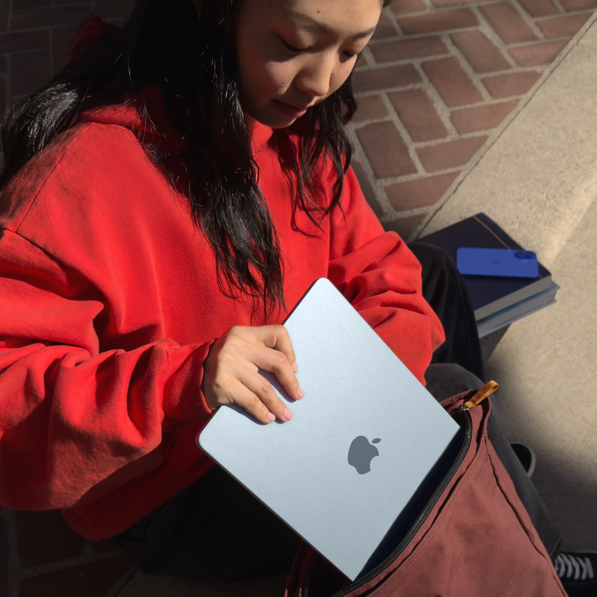 MacBook Air 13 : M4 chip 10C CPU/10C GPU/24GB/512GB Sky Blue (2025)
