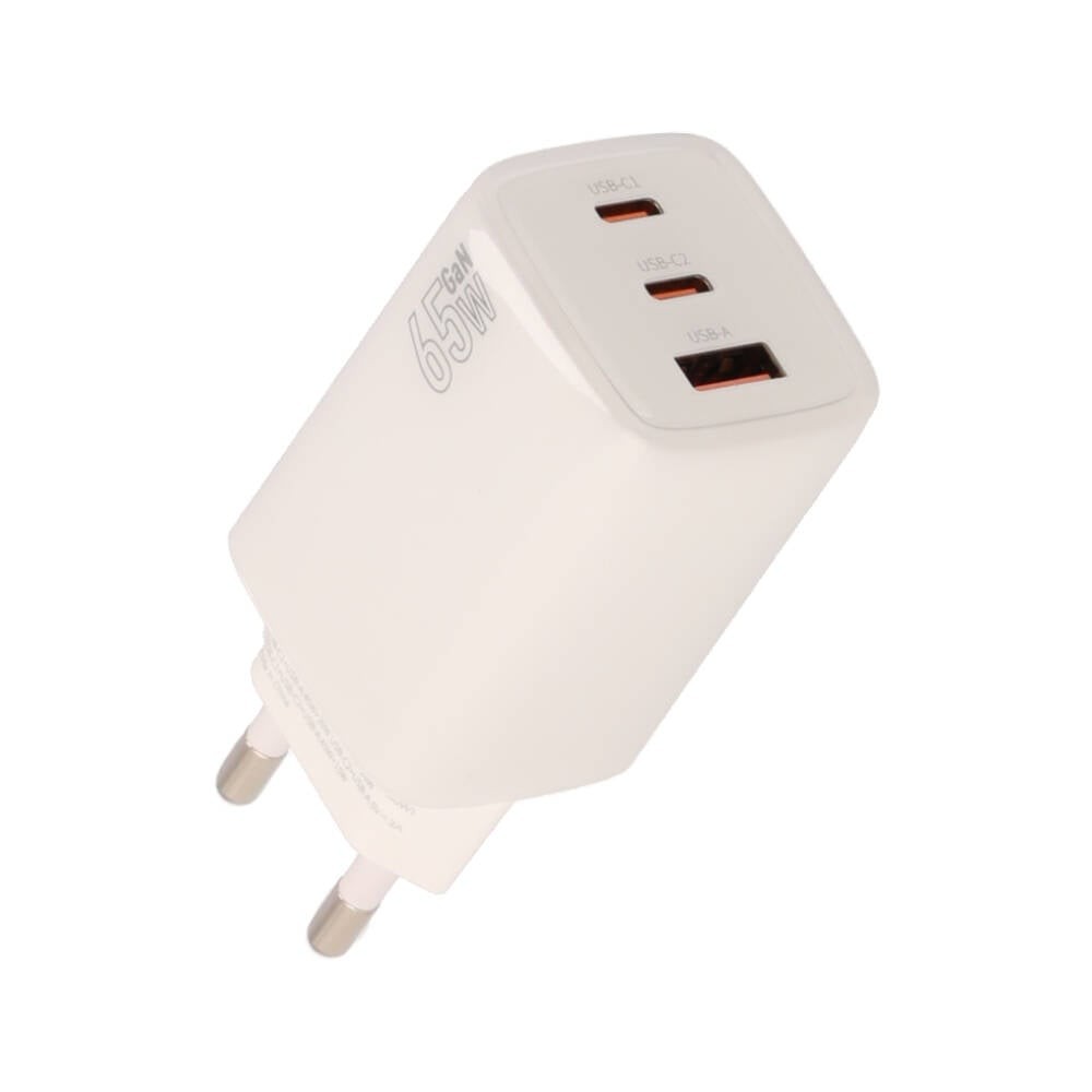 อะแดปเตอร์ TITANV Wall USB Charger 1 USB-A/2 USB-C (PD65W) HyperChare GaN White (TI-WC11)