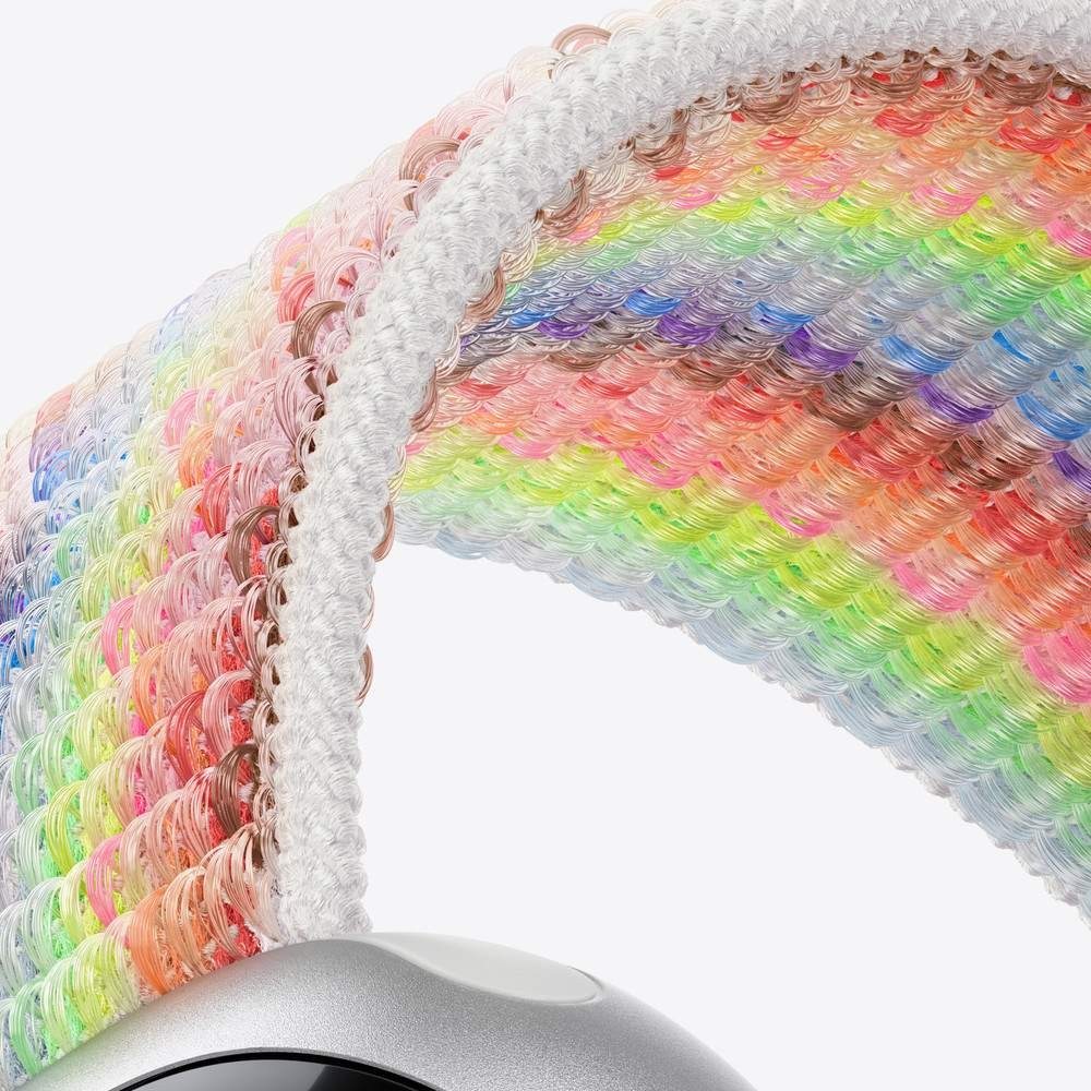 Apple Watch 46mm Pride Edition Sport Loop