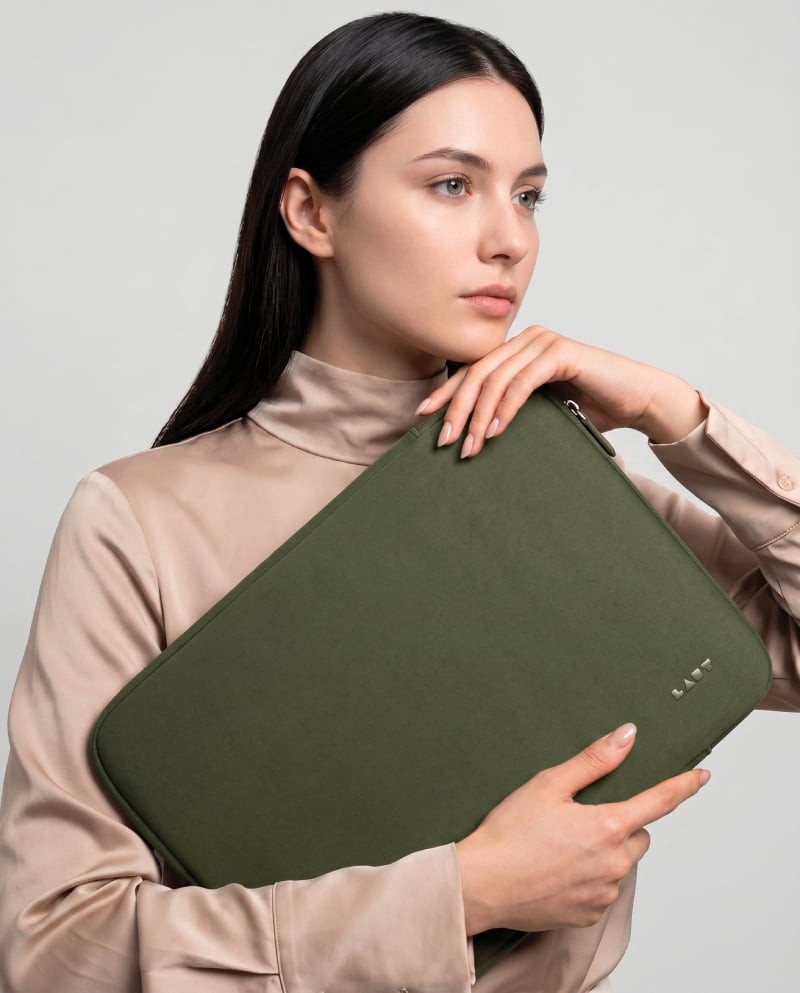 กระเป๋าแมคบุ๊ค LAUT Macbook Sleeve 14 inch Huex Olive