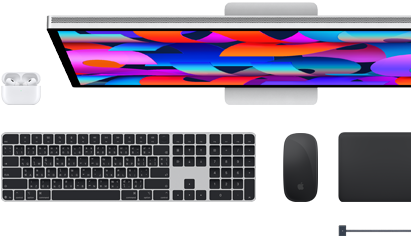 อุปกรณ์เสริมของ Mac ได้แก่ AirPods, Studio Display, Magic Keyboard, Magic Mouse, Magic Trackpad, สายชาร์จ MagSafe สีดำสเปซแบล็ค